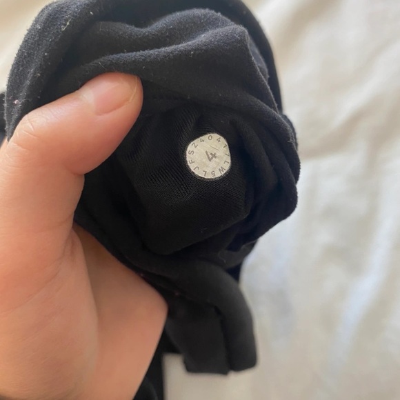 Lululemon align leggings size 4! - Picture 3 of 3